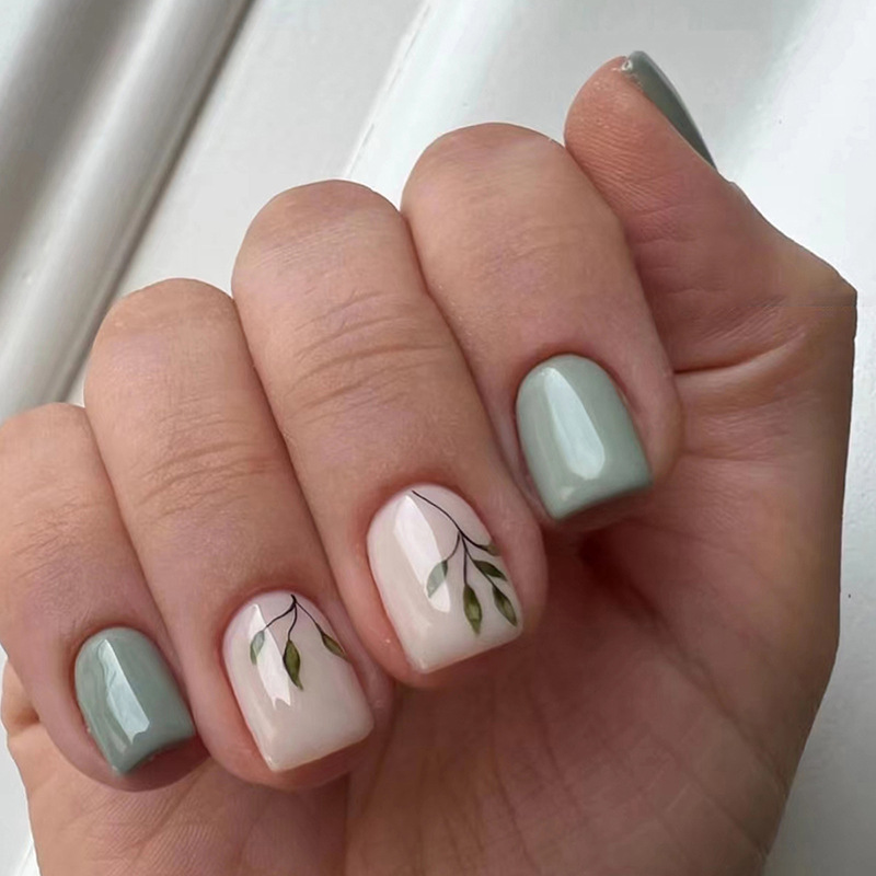 Nail Art Aesthetic - 24Pcs Reusable Fake Nails Short Square