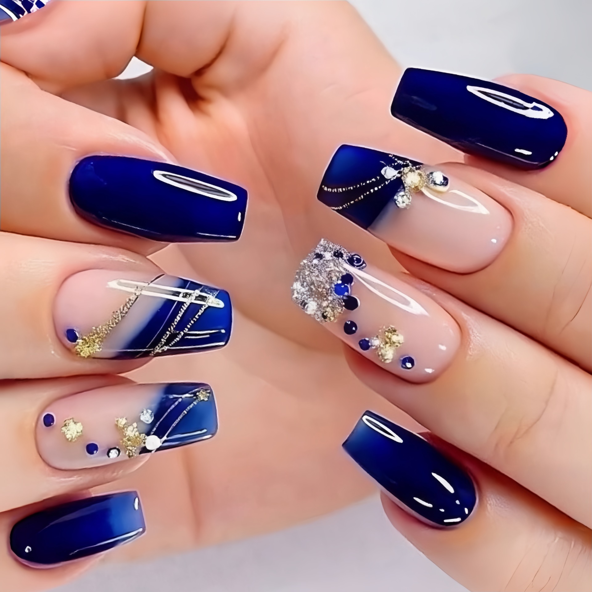 Medium long fake nails gradien - Nail Art Aesthetic ulasan dan harga