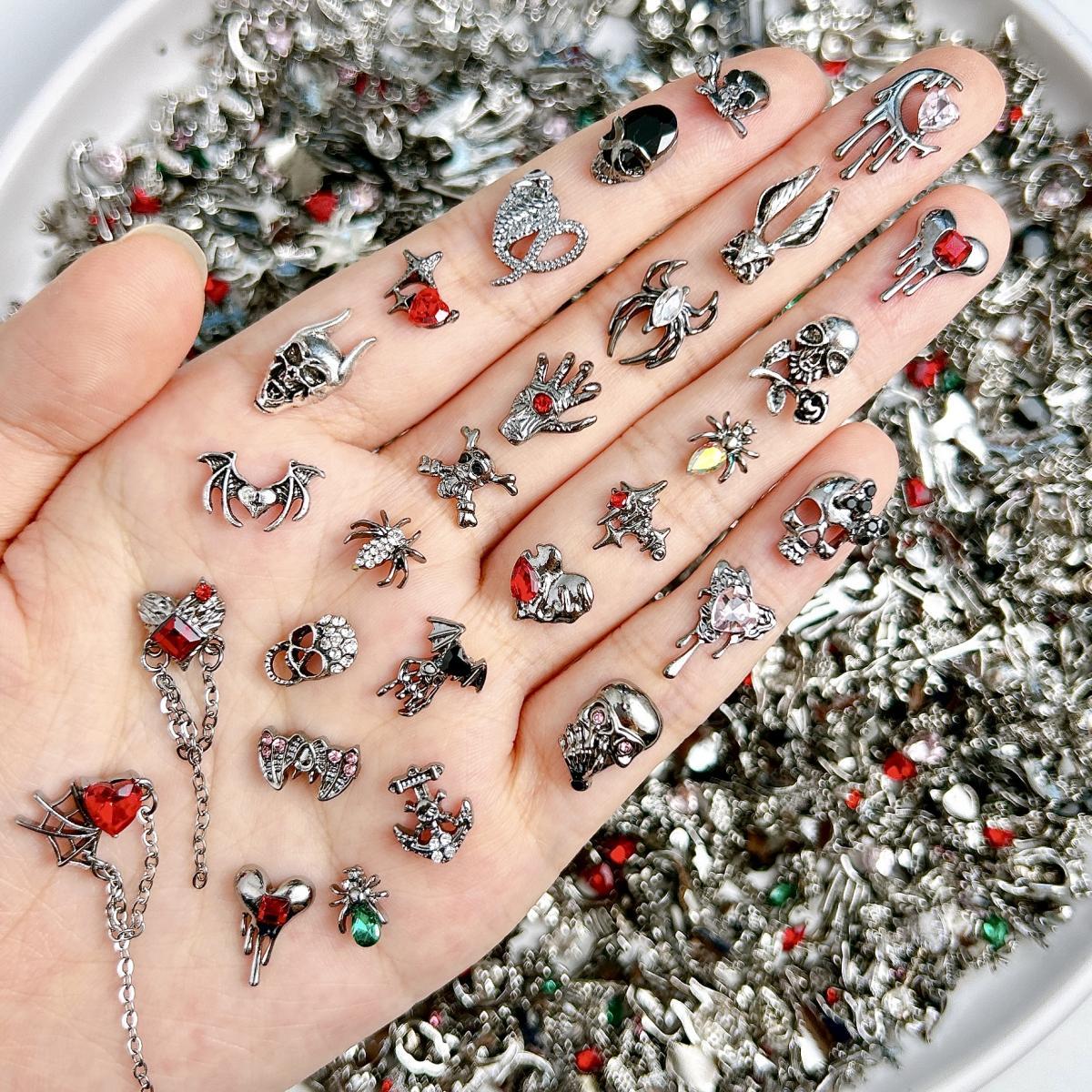 Multiple Style Cool Alloy Hear - Nail Art Vampire ulasan dan harga